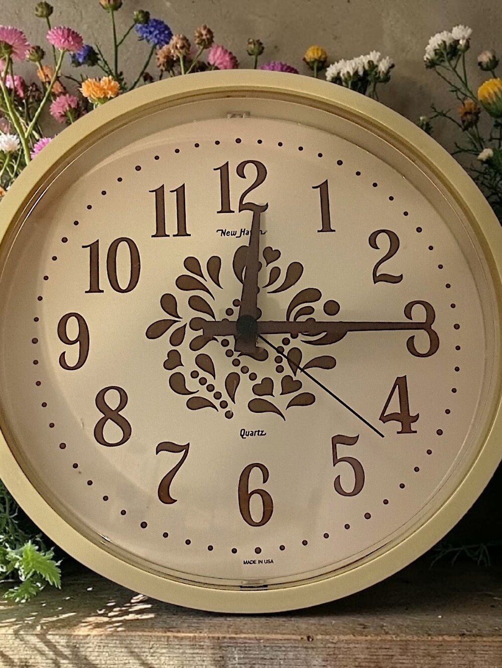 Vtg New Haven Kitchen Wall Clock Burwood Farmhouse Rustic Works VIDEO Battery